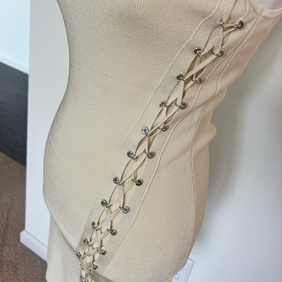 Case dress by Auteur - Picture 8 of 10